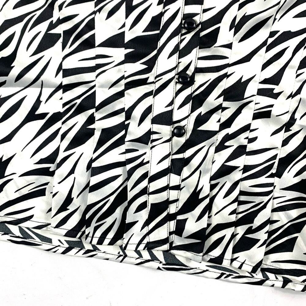 Button Down Short Sleeve Top - image 7